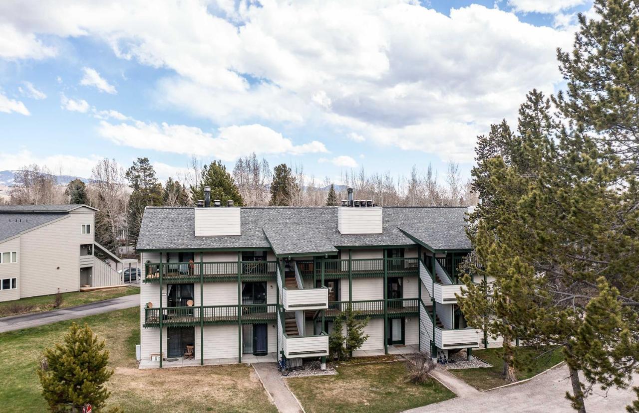 Skiers Dream Upscale By Teton Village! Wilson